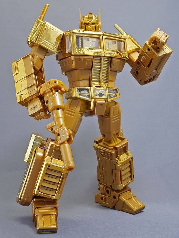 Golden Lagoon MP 10 Convoy New In Hand Images Of Masterpiece Redeco 26 (26 of 27)